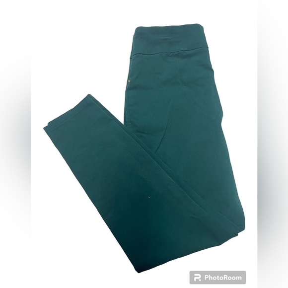 Harve’ Benard Women’s Pull On Pant Fitted Flattering Stretchy - Picture 2 of 7